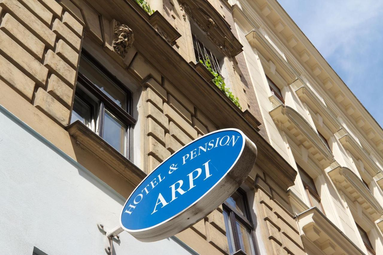 Hotel Pensión Arpi Viena Exterior foto